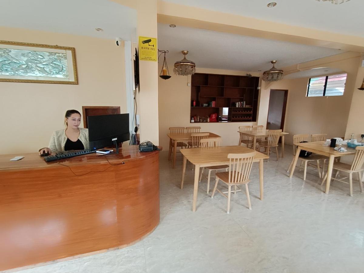 Speed 8 Inn Moalboal Ngoại thất bức ảnh