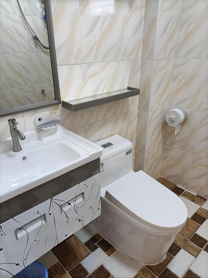 Speed 8 Inn Moalboal Ngoại thất bức ảnh