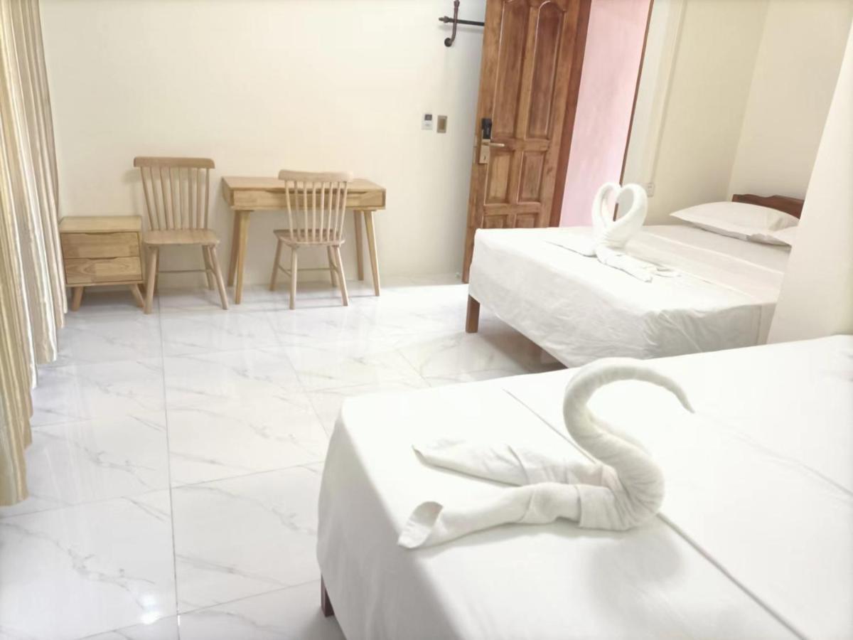 Speed 8 Inn Moalboal Ngoại thất bức ảnh