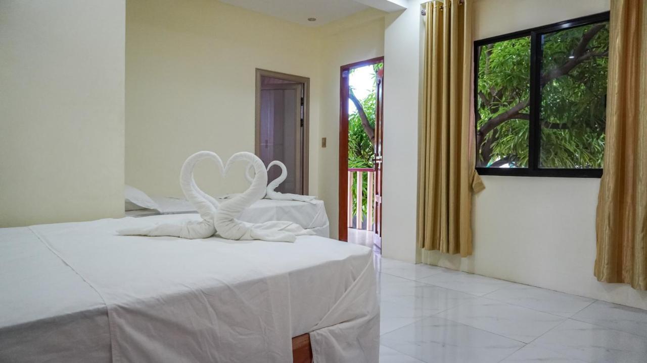 Speed 8 Inn Moalboal Ngoại thất bức ảnh