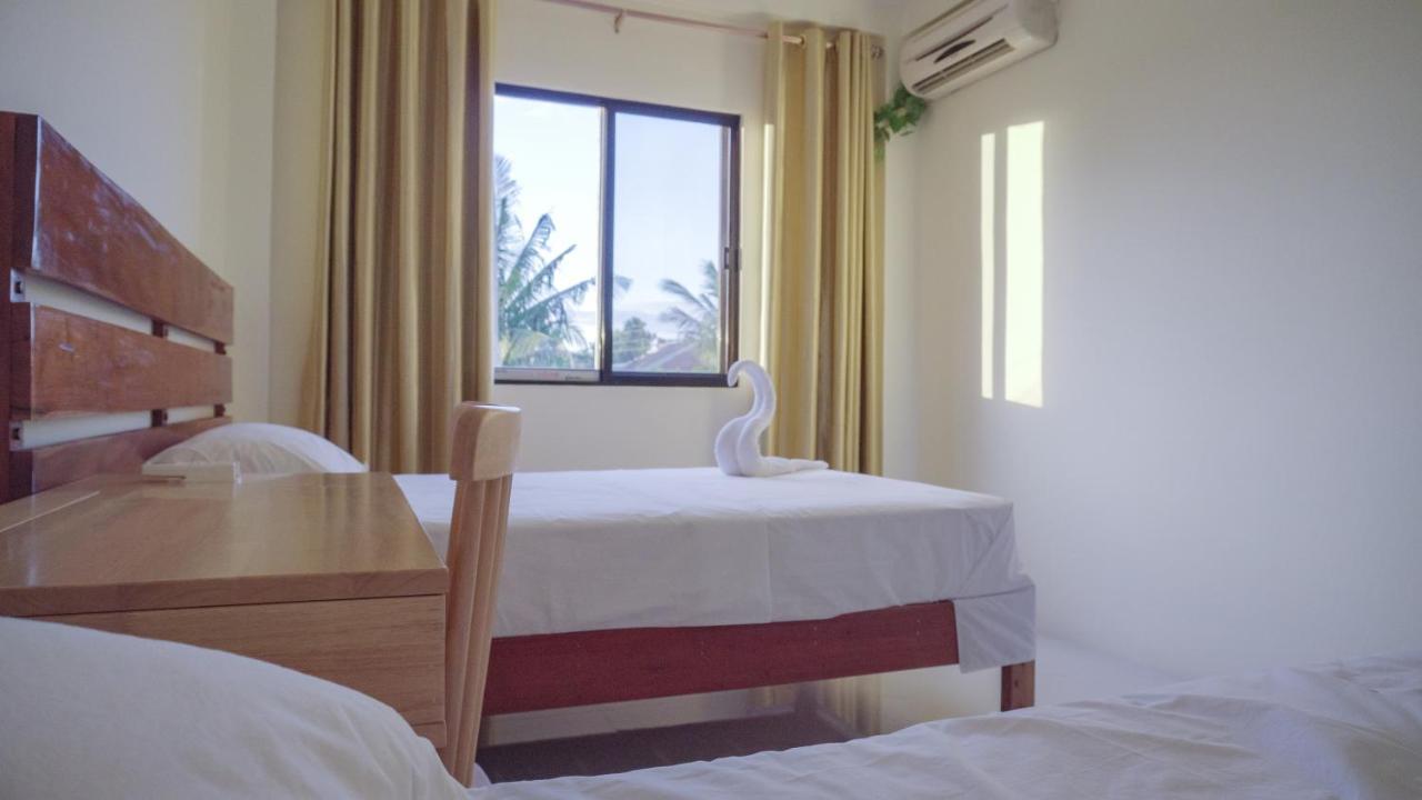 Speed 8 Inn Moalboal Ngoại thất bức ảnh