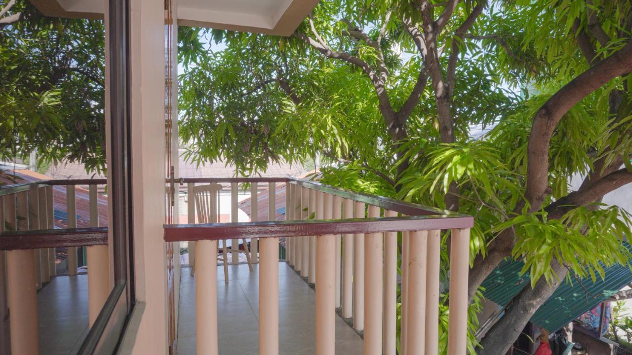 Speed 8 Inn Moalboal Ngoại thất bức ảnh